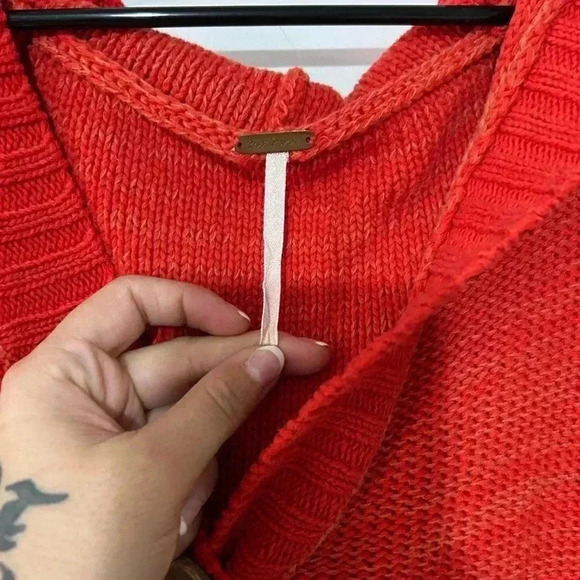 Free people poncho style sweater women’s short sleeve red - Picture 2 of 9